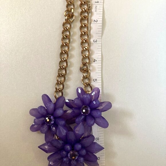 Purple Charming Charlie Gold Tone flower statement Preloved Necklace - Picture 7 of 7